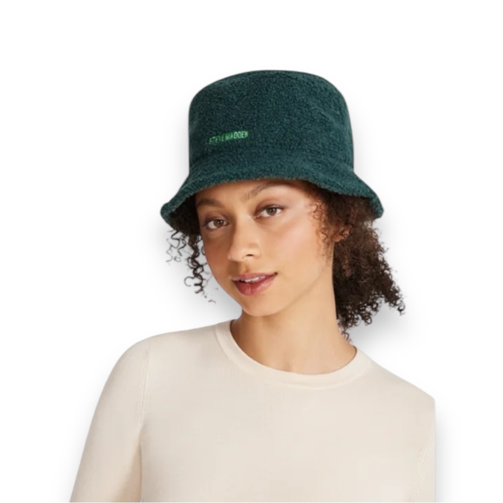 Steve Madden Sherpa Bucket Hat Satin Lining and Embroidered Logo Emerald OS